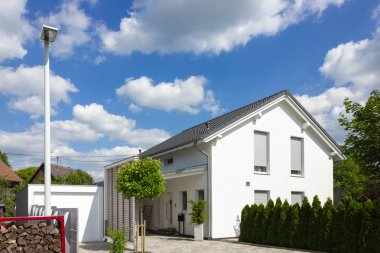 Modern ev mimarisi city stuttgart yakınındaki Güney Almanya'da ilkbahar, kırsal kırsalında