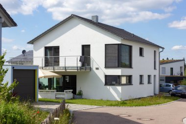 Modern ev mimarisi city stuttgart yakınındaki Güney Almanya'da ilkbahar, kırsal kırsalında