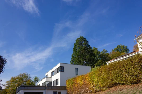 Modern Otthonok Homlokzatok Kis Város Dél Németország Őszi Napsütés Nap — Stock Fotó