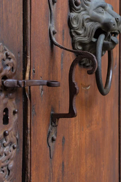 Church Brown Wooden Door Handles Details Historical City South Germany — Stock Photo, Image