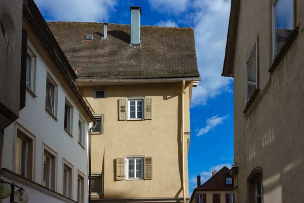 Město Fasády Historické Město Schwaebisch Gmuend Jarní Sluníčko Odpoledne Ulicích — Stock fotografie