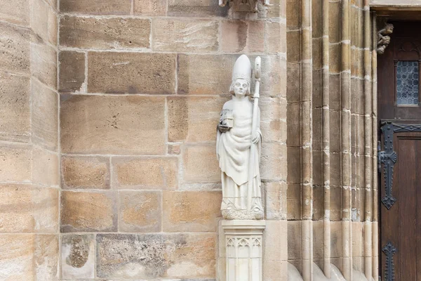 Iglesia Piedra Figuras Arte Columnas Antigua Fachada Ciudad Histórica Del — Foto de Stock