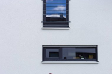 modern ev mimarisi city stuttgart yakınındaki Güney Almanya'da ilkbahar, kırsal kırsalında ayrıntıları cephe