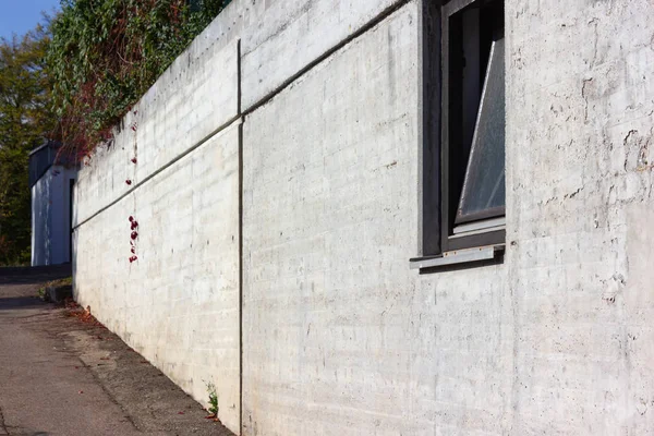 concret wall outside a garage in a small town in south germany