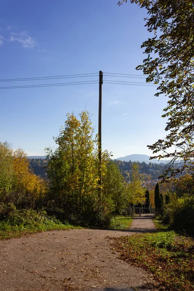 Strommast Und Kabel Auf Dem Land — Stockfoto