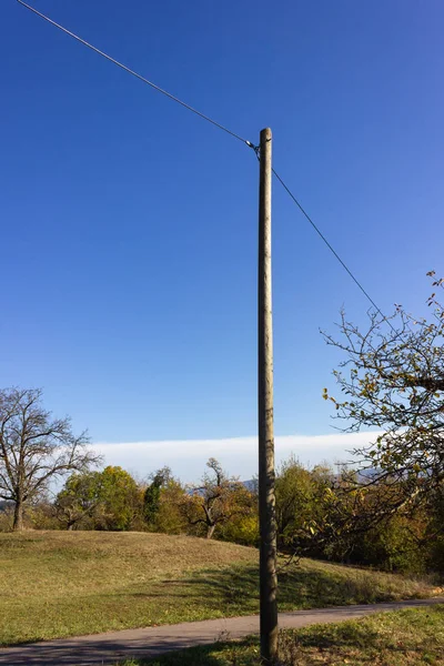 Elstolpe Och Kabel Tyska Landsbygden — Stockfoto