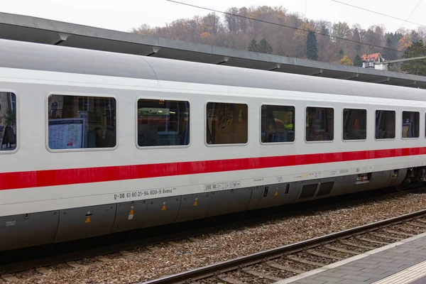 Witte Hoge Snelheid Trein Station Zuid Duitsland Town November Middag — Stockfoto