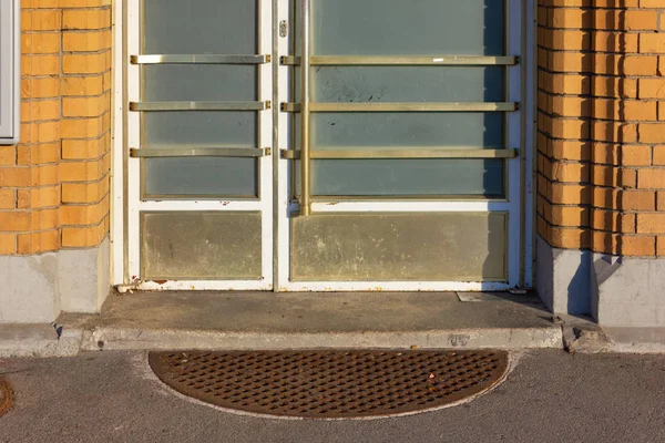 Entrada Antiga Estação Trem Com Parede Tijolo Porta Ferro Baviera — Fotografia de Stock