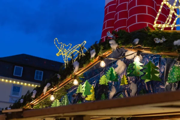 Luzes Stall Mercado Natal Detalhes Como Lâmpadas Coloridas Decoração Presentes — Fotografia de Stock