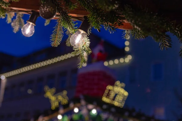 Kerstverlichting Marktkraam Details Zoals Kleurrijke Lampen Decoratie Geschenken — Stockfoto