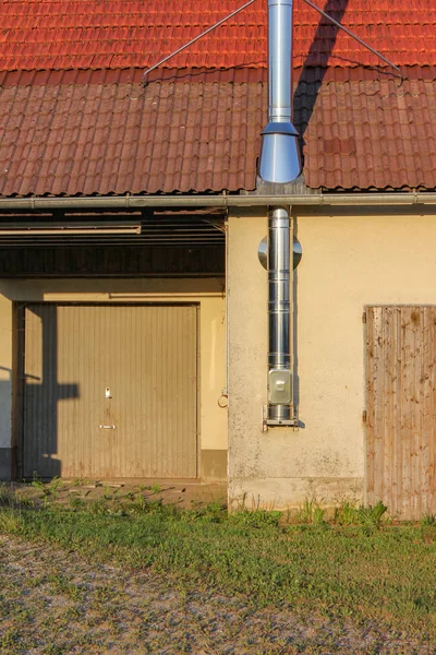 Wooden Farmhouse Iron Chimney Summer Evening Blue Sky Bavaria South — Stock Photo, Image