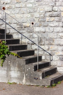 Bahçe merdiven güneşli sonbahar öğleden sonra Güney Almanya'da taş