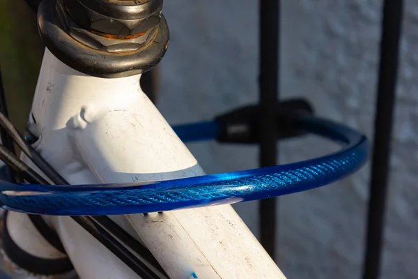 Bicicleta Con Cerradura Segura Azul Sur Alemania —  Fotos de Stock