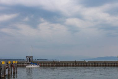 Güney Almanya Konstanz Gölü iskele ve liman yüklemelerde