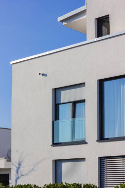 Modern ev inşa cephesi