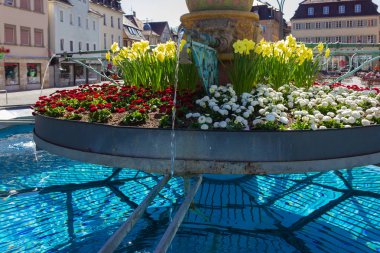 tarihi pazar çeşme