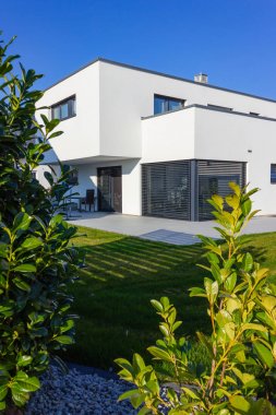 modern ev bina çatı