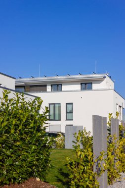 modern ev bina çatı