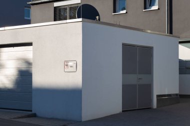 entrace alan modern evlerin carport garaj