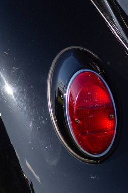 Alman otomobilinin dönüş göstergesi