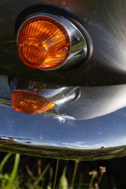 Alman otomobilinin dönüş göstergesi