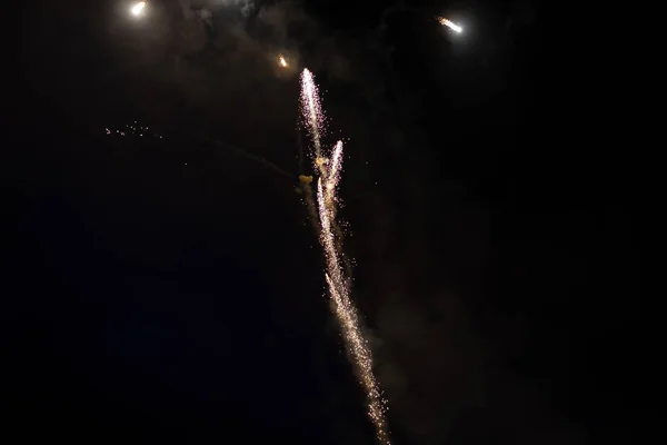 축제 때의 불꽃놀이 — 스톡 사진