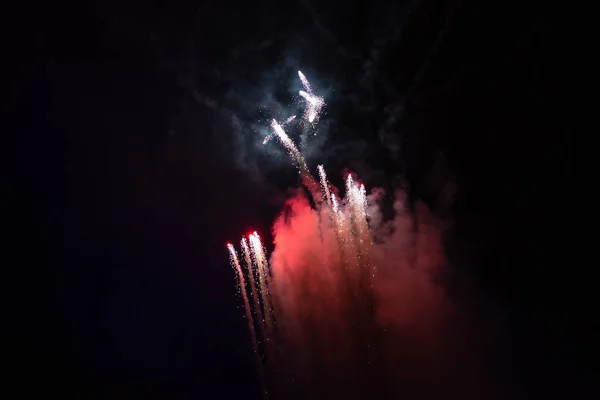 축제 때의 불꽃놀이 — 스톡 사진