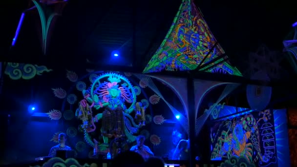 Phangan, Thailand - 16 maart 2018: Shiva Moon Goa Trance Party. — Stockvideo