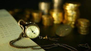 Sikke yığını ve banka hesabı passbook.concepts kaydetmek için ipotek ve gayrimenkul yatırım için kaydetme veya yatırım