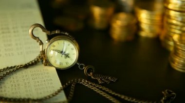 Sikke yığını ve banka hesabı passbook.concepts kaydetmek için ipotek ve gayrimenkul yatırım için kaydetme veya yatırım