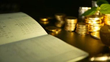 Sikke yığını ve banka hesabı passbook.concepts kaydetmek için ipotek ve gayrimenkul yatırım için kaydetme veya yatırım