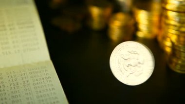 Sikke yığını ve banka hesabı passbook.concepts kaydetmek için ipotek ve gayrimenkul yatırım için kaydetme veya yatırım