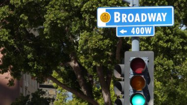 Broadway sokak adı, 