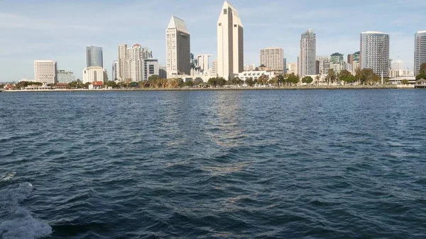 Stadtsilhouette Der Metropole Wolkenkratzer Der Innenstadt San Diego Bay Kalifornien — Stockfoto