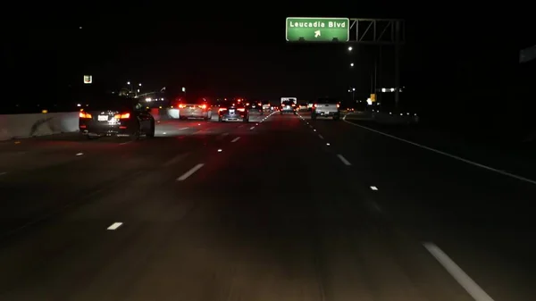 Zicht Vanuit Auto Los Angeles Drukke Snelweg Nachts Massive Interstate — Stockfoto