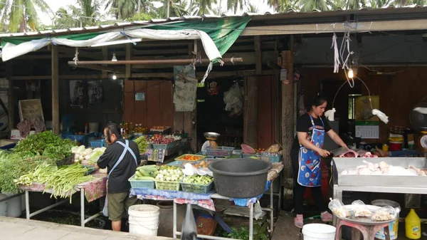 Koh Samui Island Thailand July 2019 Food Market Local 与食品杂货排成一列 — 图库照片