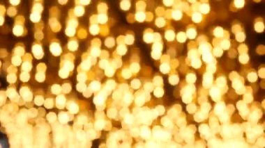 Geceleri parlayan odandan çıkmış eski elektrikli lambalar. Bulanık eski kumarhane dekorasyonunun soyut yakın çekimi, Las Vegas USA. Freemont caddesinde parıldayan eski tip ampuller.