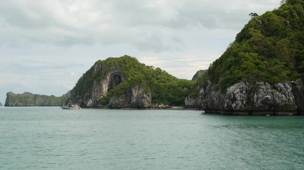 Skupina Ostrovů Oceánu Ang Thong Národního Mořního Parku Blízkosti Turistického — Stock fotografie