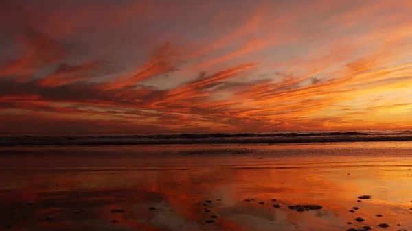 Estética Praia Verão Califórnia Pôr Sol Dourado Nuvens Dramáticas Vivas — Fotografia de Stock