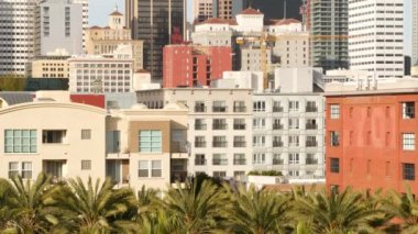 Metropolis şehir silueti, şehir merkezindeki yüksek gökdelenler, San Diego ilçesi, Kaliforniya ABD. Havadan bakıldığında, Gaslamp Quarter 'da bir sürü bina var. Finansal bölgeyi göz ardı et