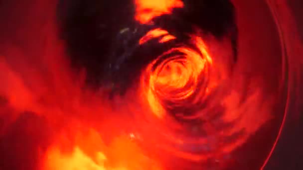 Símbolo del infierno, del infierno y del infinito. Rojo líquido hipnótico bucle aqua remolino girando. Hidromasaje luminoso meditativo. Túnel espiral fascinante de fluido cristalino. Gradiente de agua rítmica surrealista ardiente — Vídeo de stock