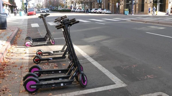 San Diego California Usa Styczeń 2020 Row Ride Sharing Electric — Zdjęcie stockowe