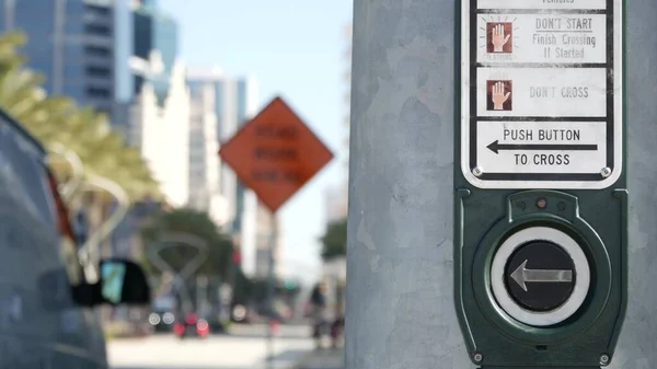 Traffic Light Button Pedestrian Crosswalk People Have Push Wait Traffic — Stock Photo, Image