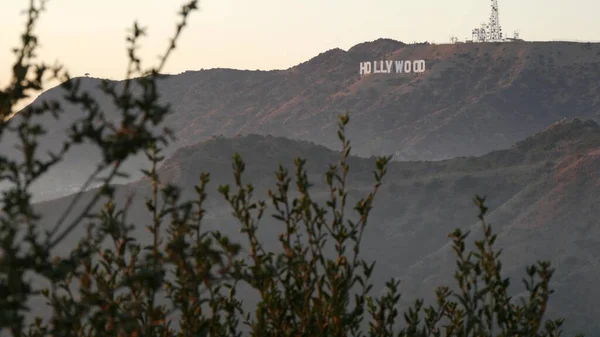 Los Ángeles California Nov 2019 Signo Icónico Hollywood Grandes Letras —  Fotos de Stock