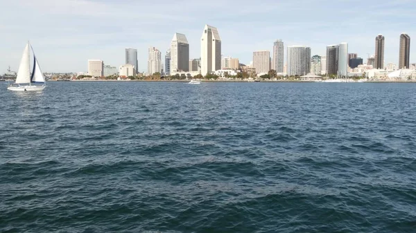 Stadtsilhouette Der Metropole Wolkenkratzer Der Innenstadt San Diego Bay Kalifornien — Stockfoto