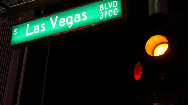 Fabulos Las Vegas Señal Tráfico Que Brilla Strip Ciudad Estados —  Fotos de Stock
