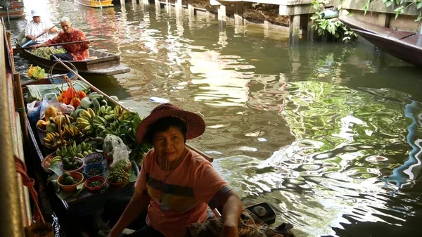 Bangkok Tailandia Julio 2019 Mercado Flotante Lat Mayom Canal Tradicional —  Fotos de Stock