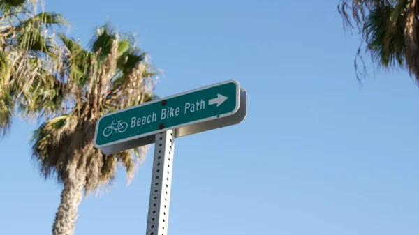 Bike Route Green Road Sign California Usa Bicycle Lane Singpost — Stock Photo, Image