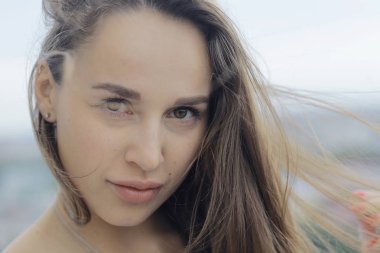 yaz stili portre genç güzel kadın açık