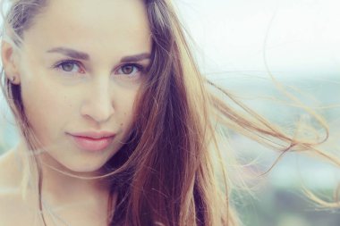 yaz stili portre genç güzel kadın açık